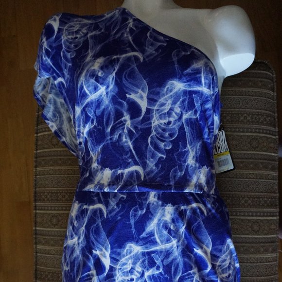 Volcom Smoke Screens One Shoulder Blue and White Dress size M NWT - Picture 3 of 7